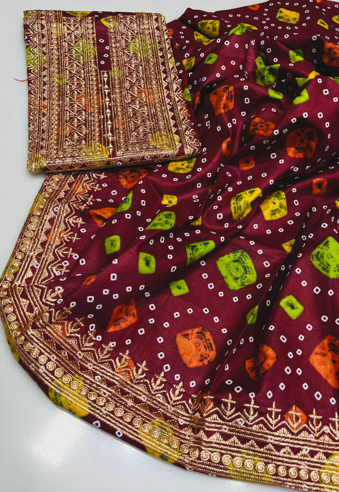 *ALHAMDULILAH*

CASUAL Wear

 2pc Dress 👗
Stuff winter lelan chundri print